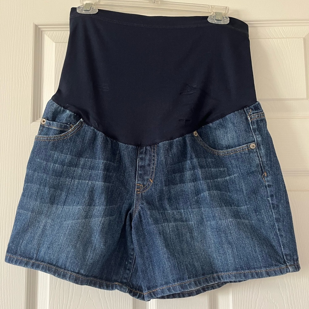 Liz Lange Maternity Pregnant / Pregnancy Denim Casual Shorts M
